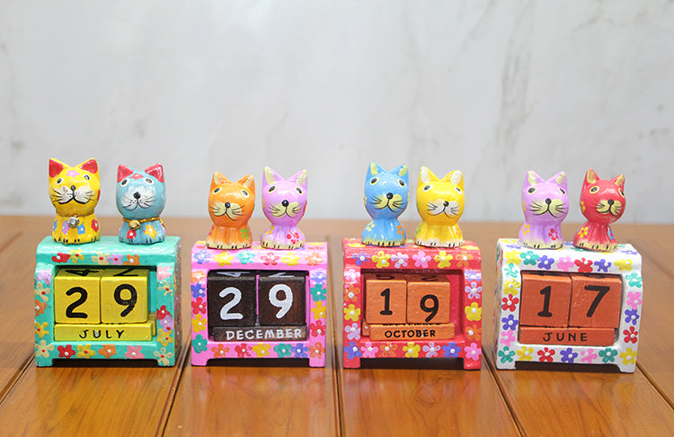 Ahşap Kedili Takvim